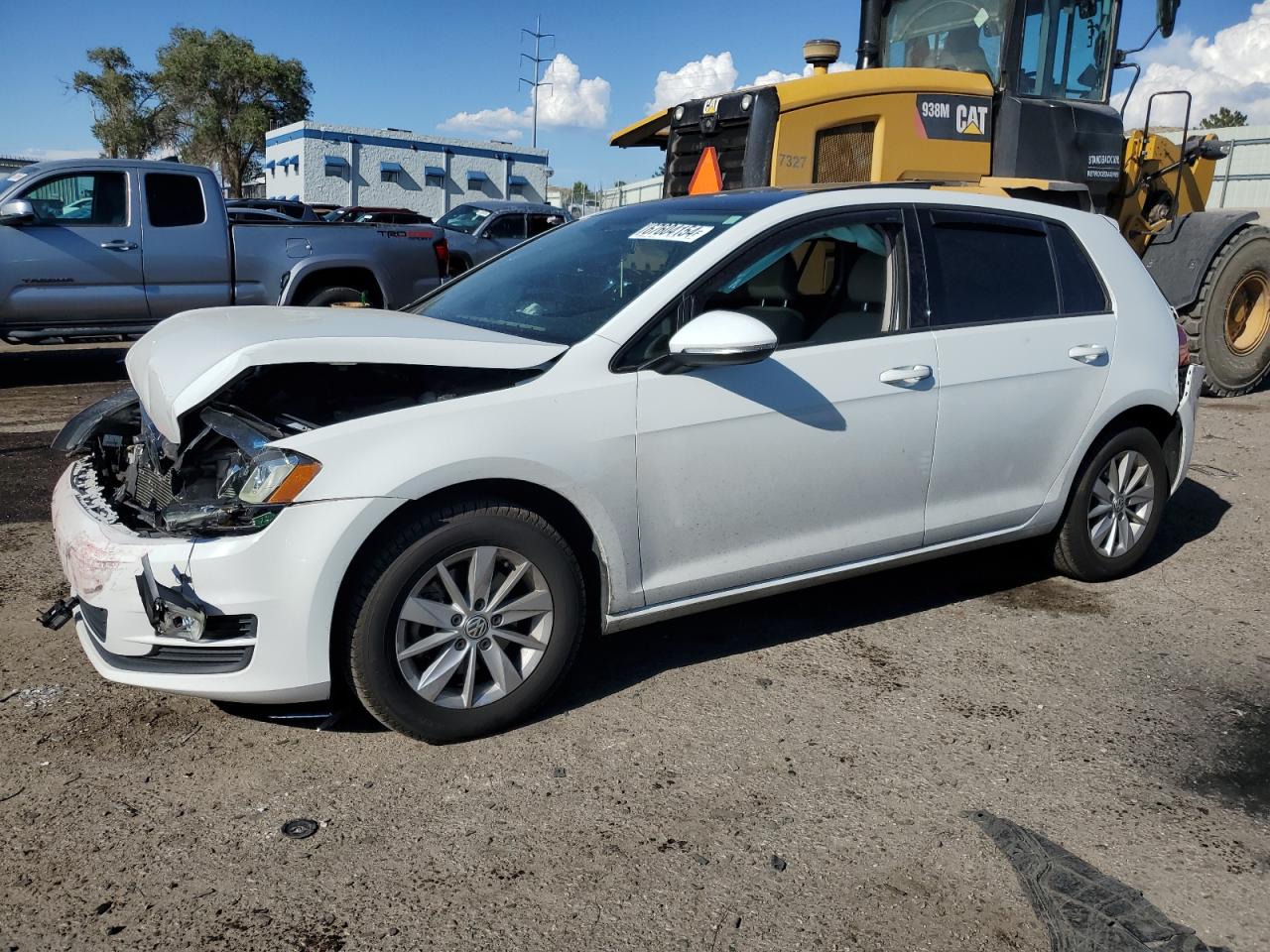 VOLKSWAGEN Golf 2015