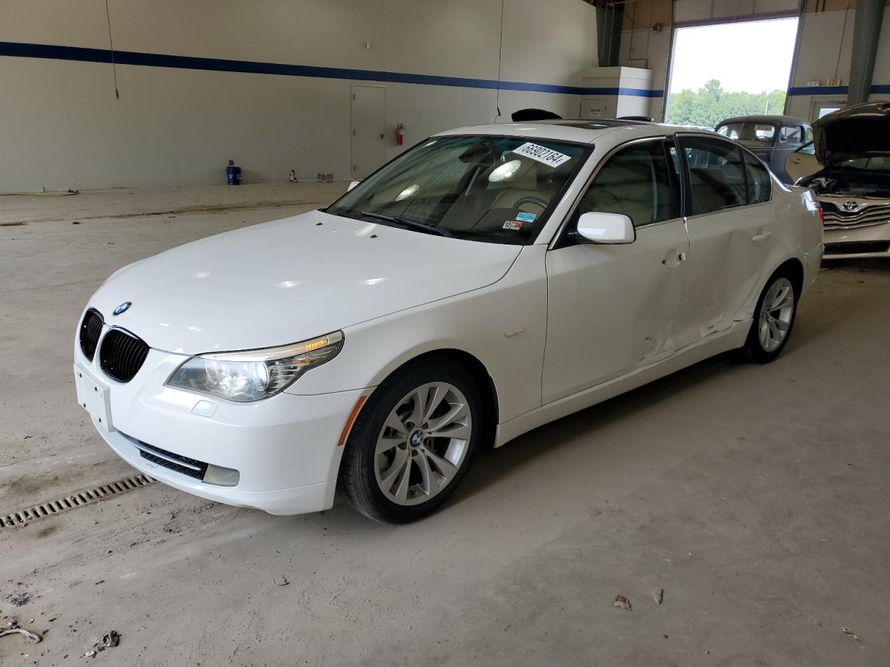 BMW 5 SERIES 2009