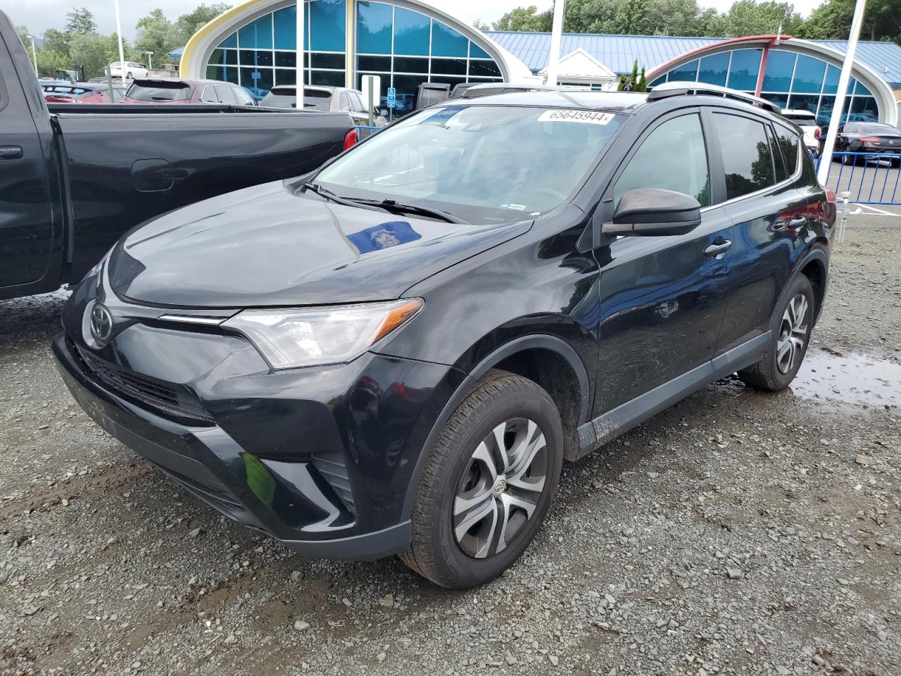 TOYOTA RAV4 LE 2017