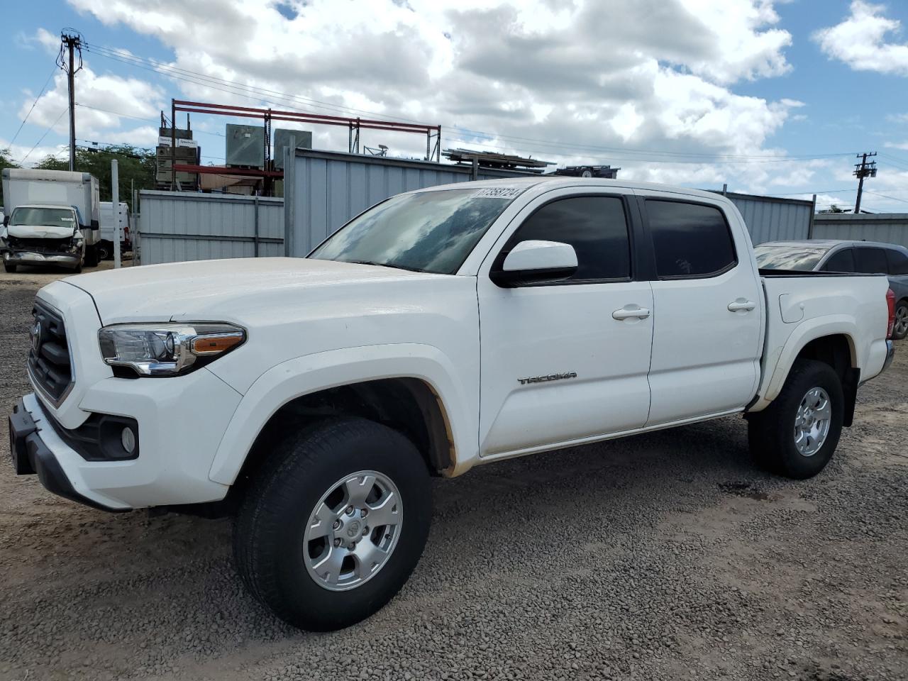 TOYOTA TACOMA DOU 2017