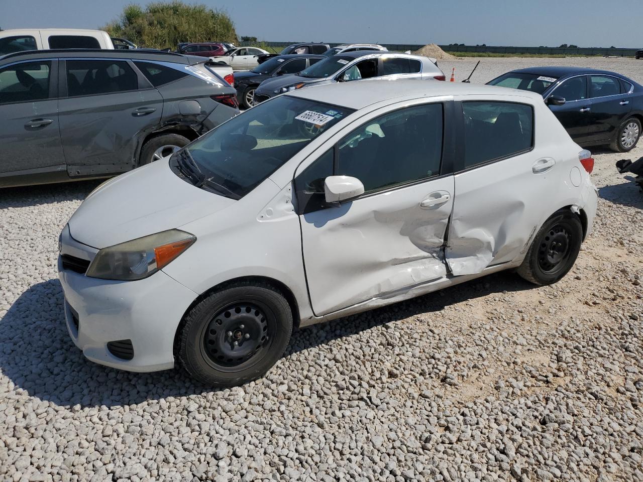 TOYOTA YARIS 2014