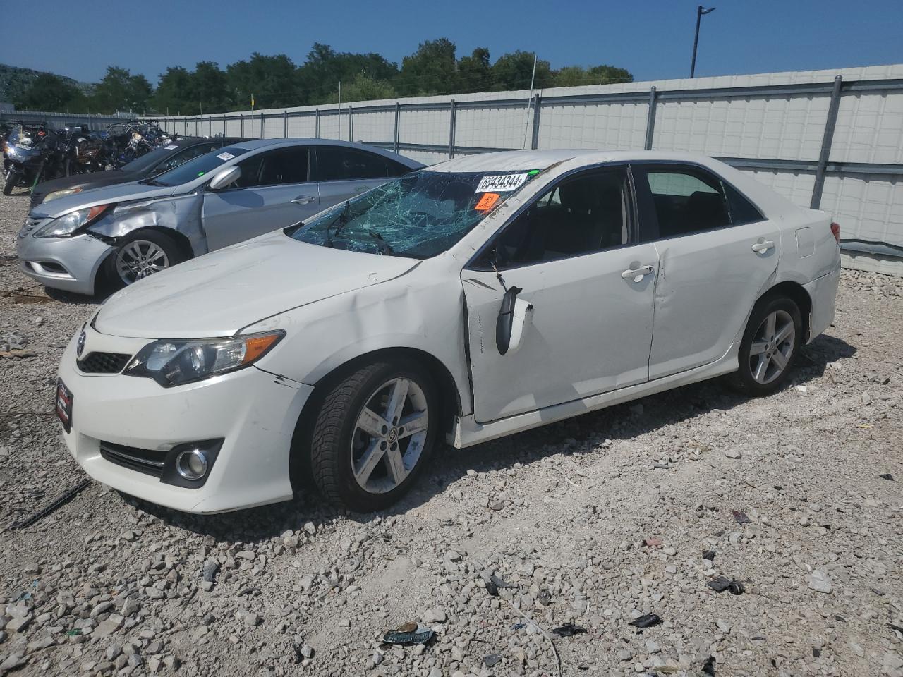 TOYOTA CAMRY L 2014