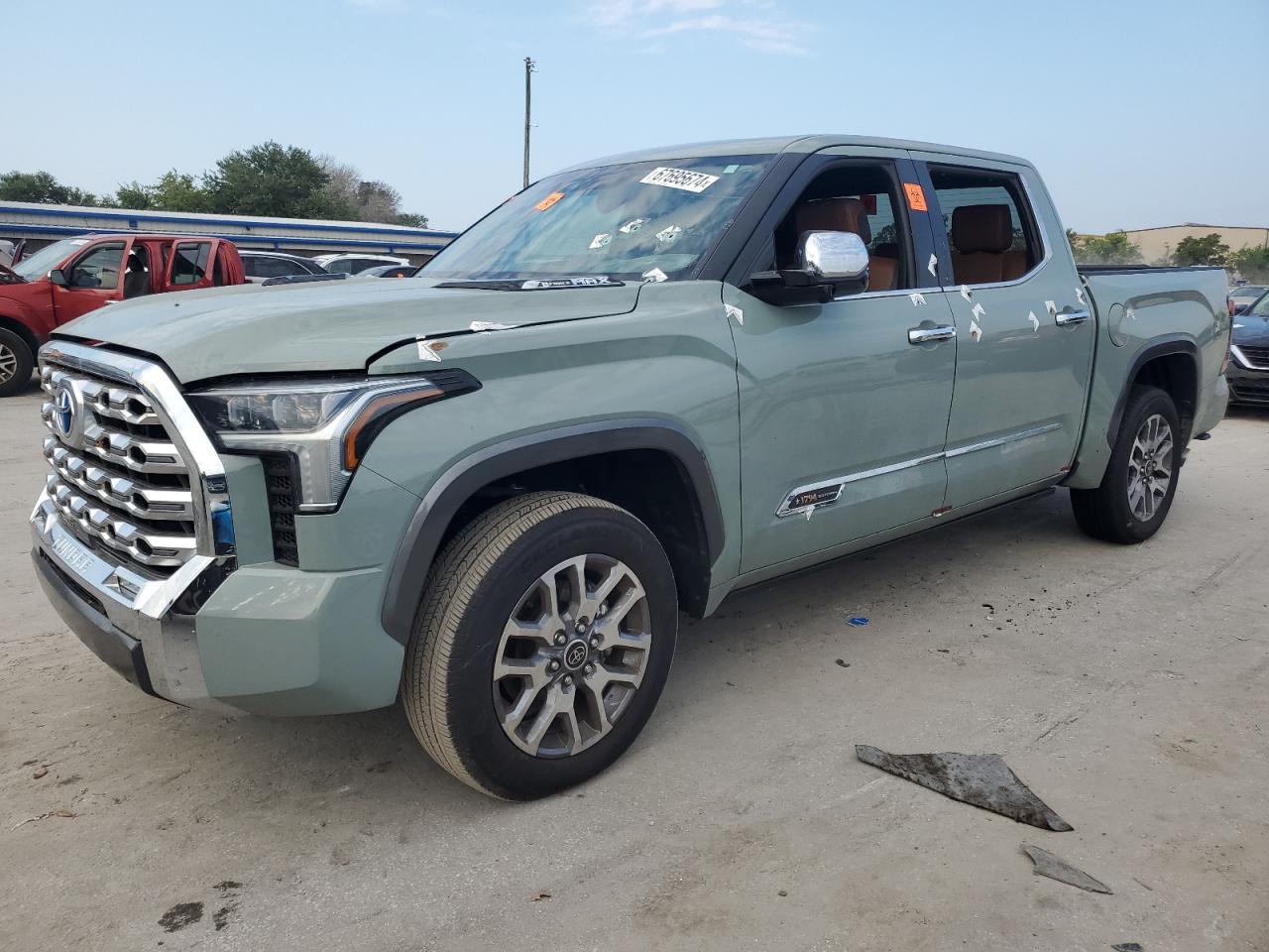 TOYOTA Tundra Cre 2024