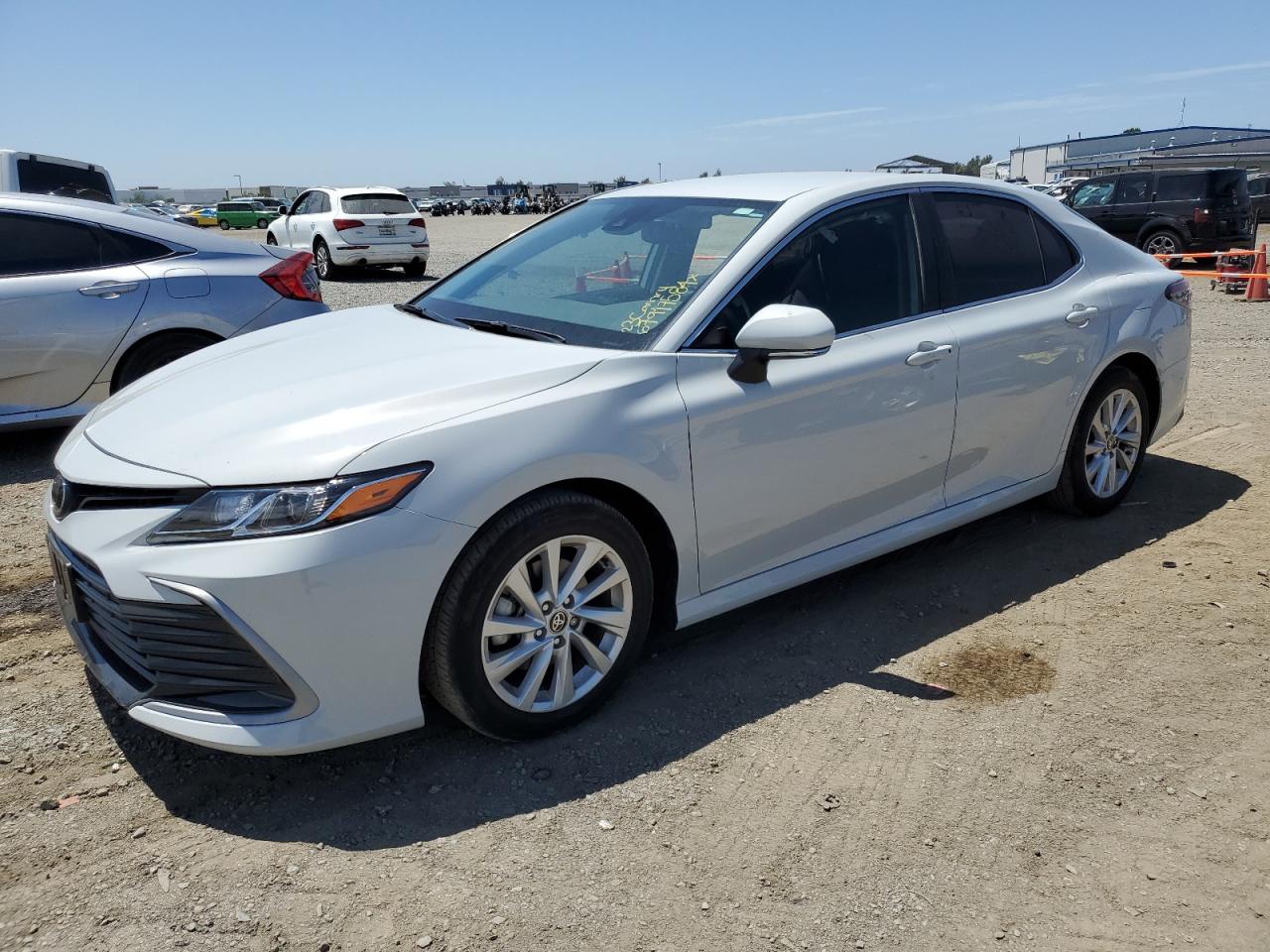 TOYOTA CAMRY LE 2023