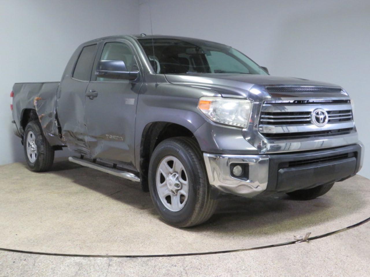 TOYOTA TUNDRA DOU 2017
