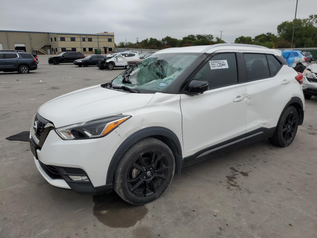 NISSAN KICKS SR 2020