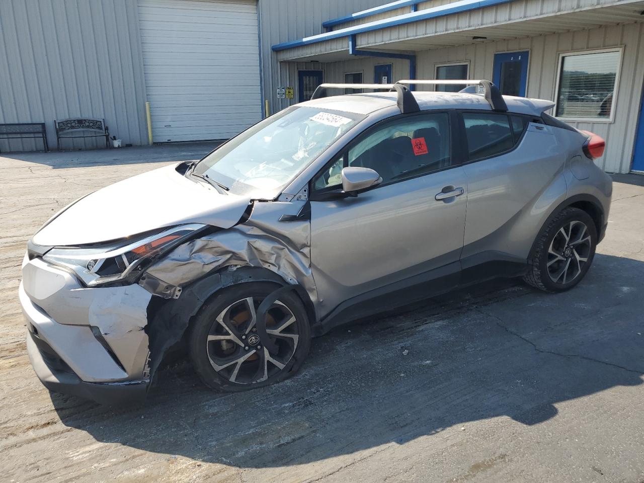 TOYOTA C-HR XLE 2018