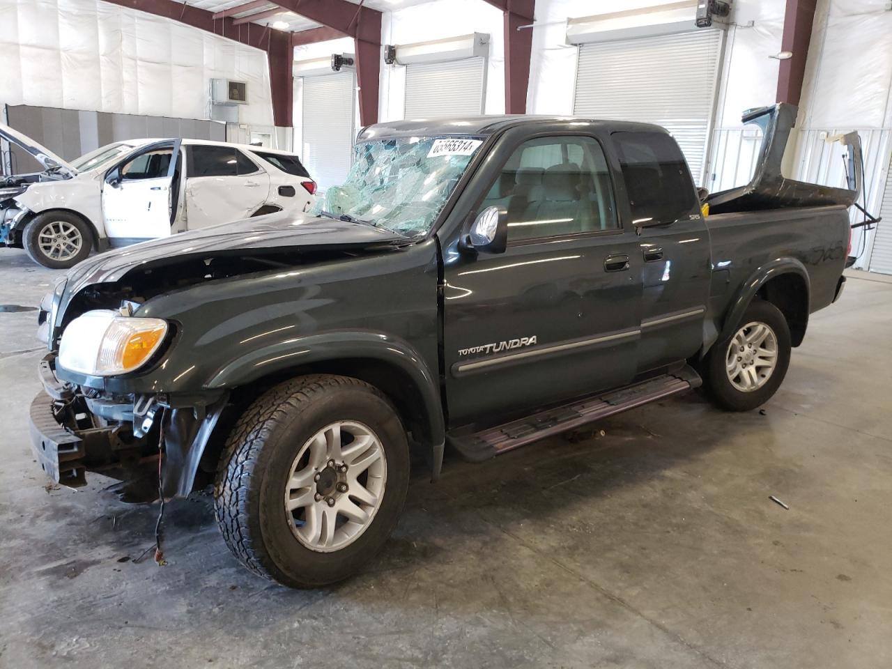 TOYOTA Tundra Acc 2005
