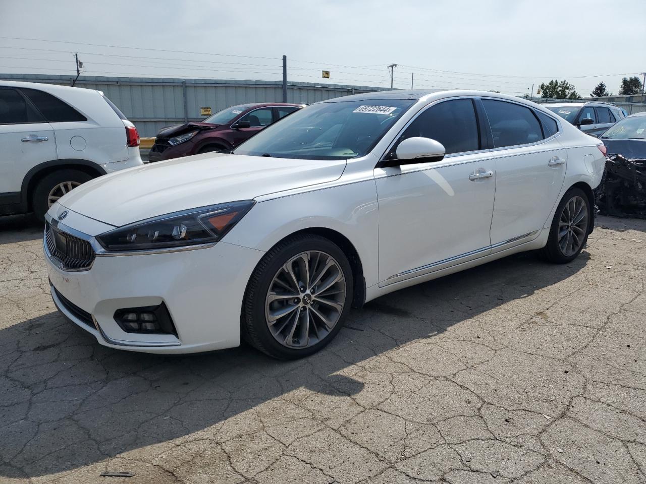 KIA CADENZA LU 2018