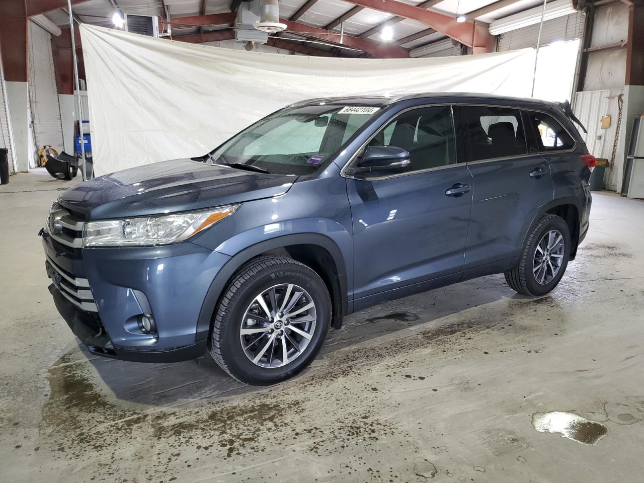 TOYOTA HIGHLANDER 2018