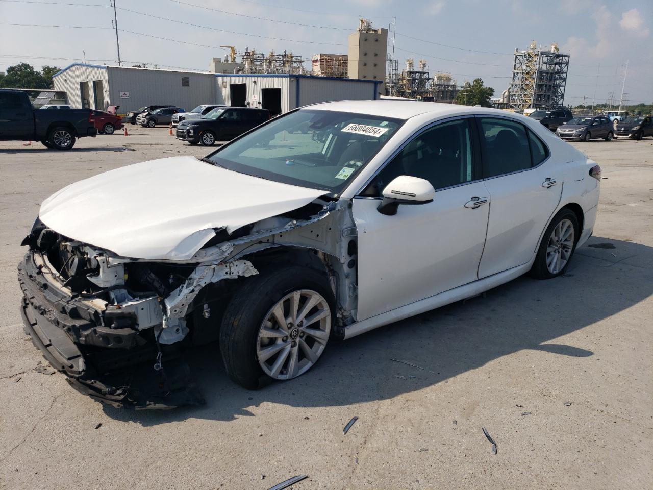 TOYOTA CAMRY LE 2021