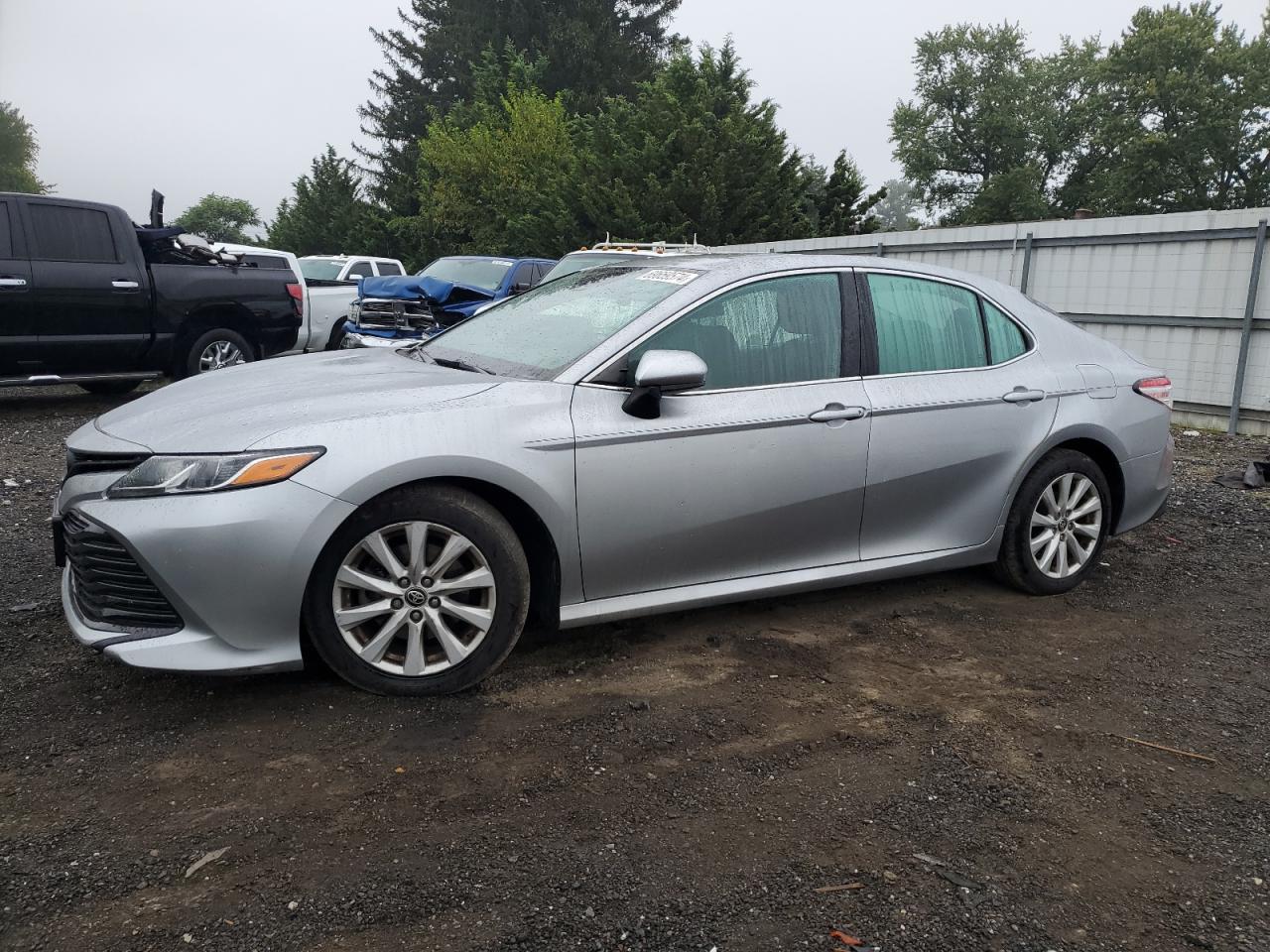 TOYOTA CAMRY LE 2020
