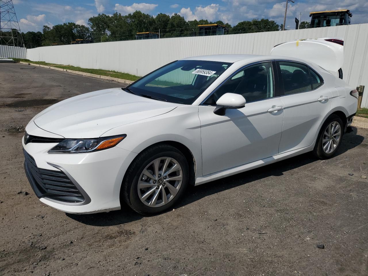 TOYOTA CAMRY LE 2024