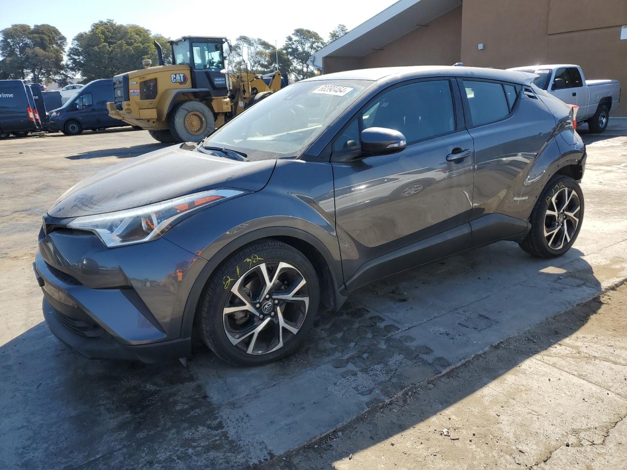 TOYOTA C-HR XLE 2018