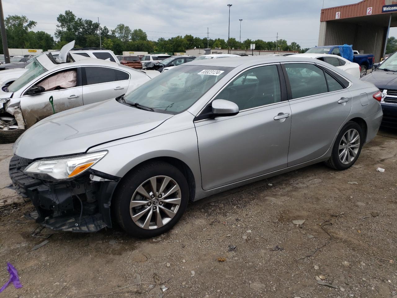 TOYOTA CAMRY LE 2016