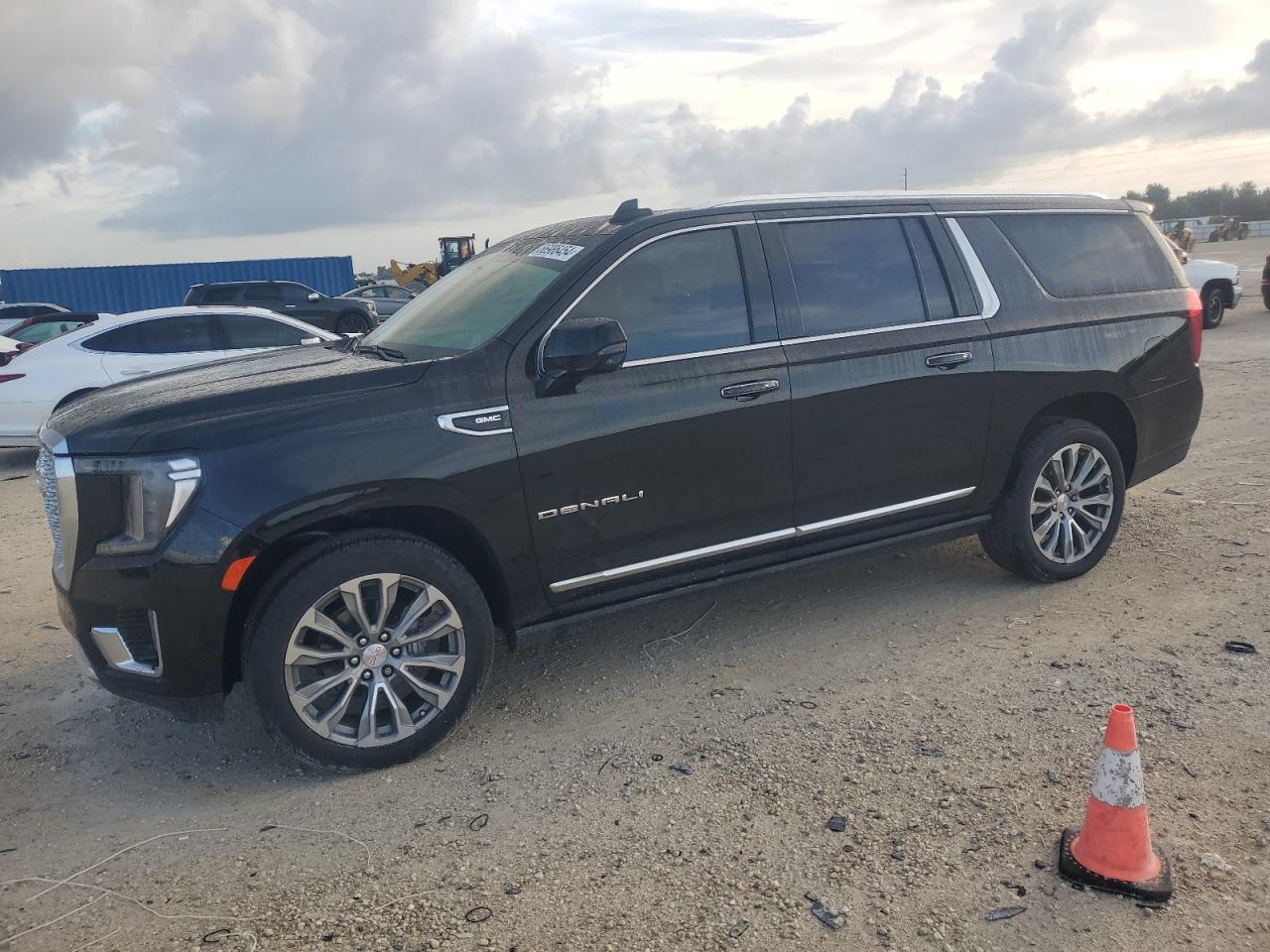 GMC YUKON XL D 2022