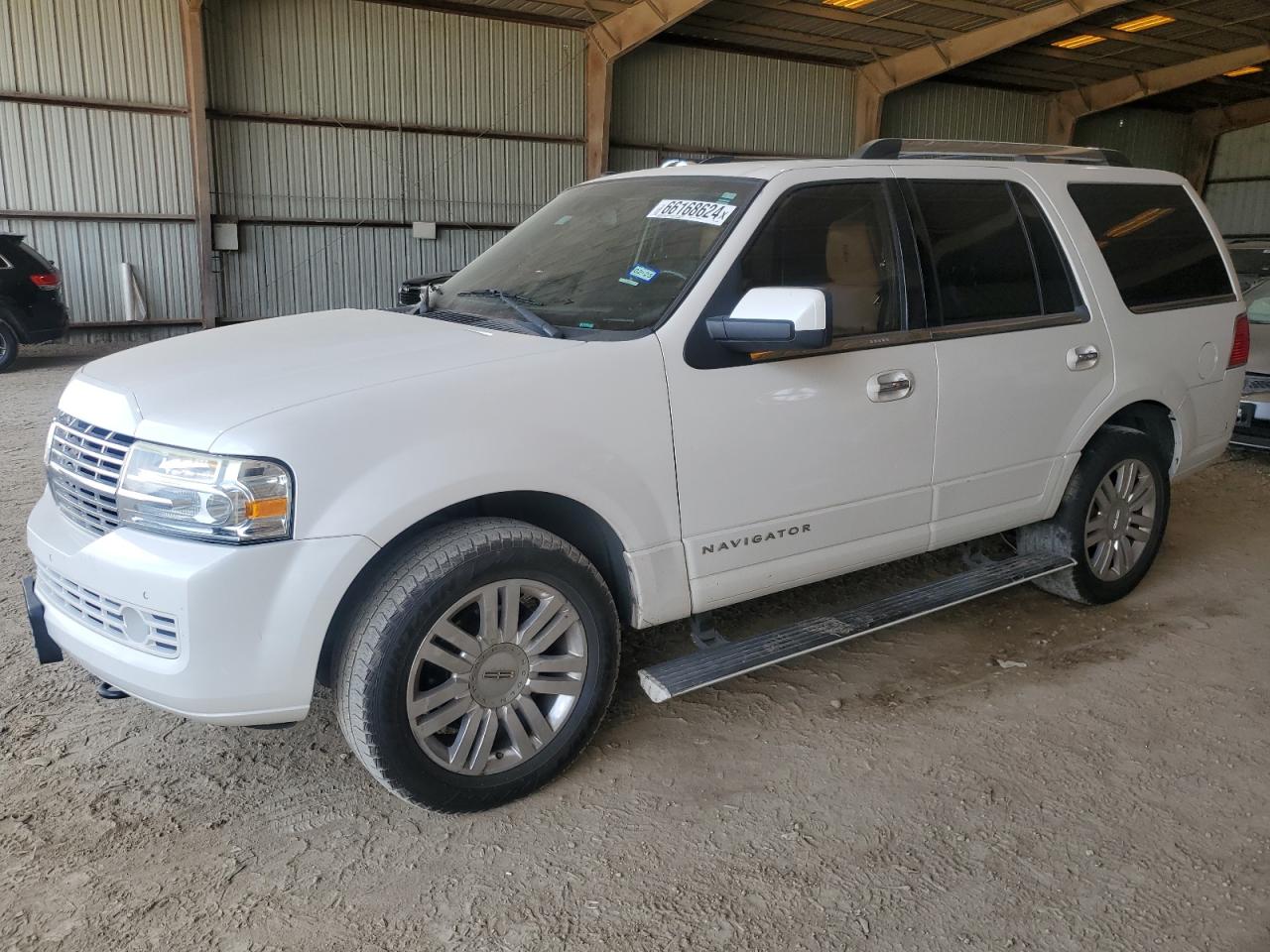 LINCOLN NAVIGATOR 2012