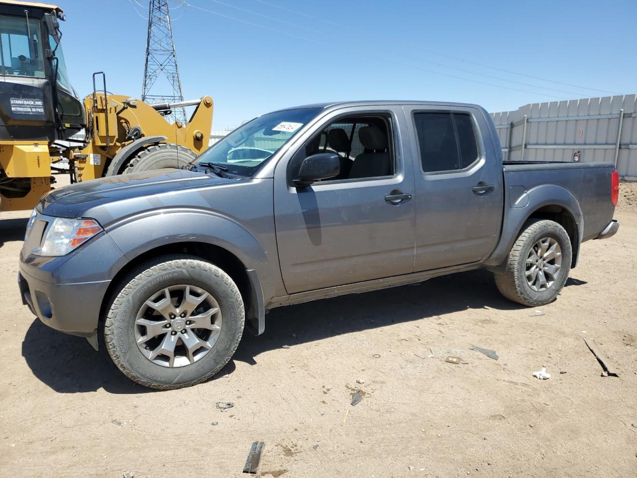 NISSAN FRONTIER 2021
