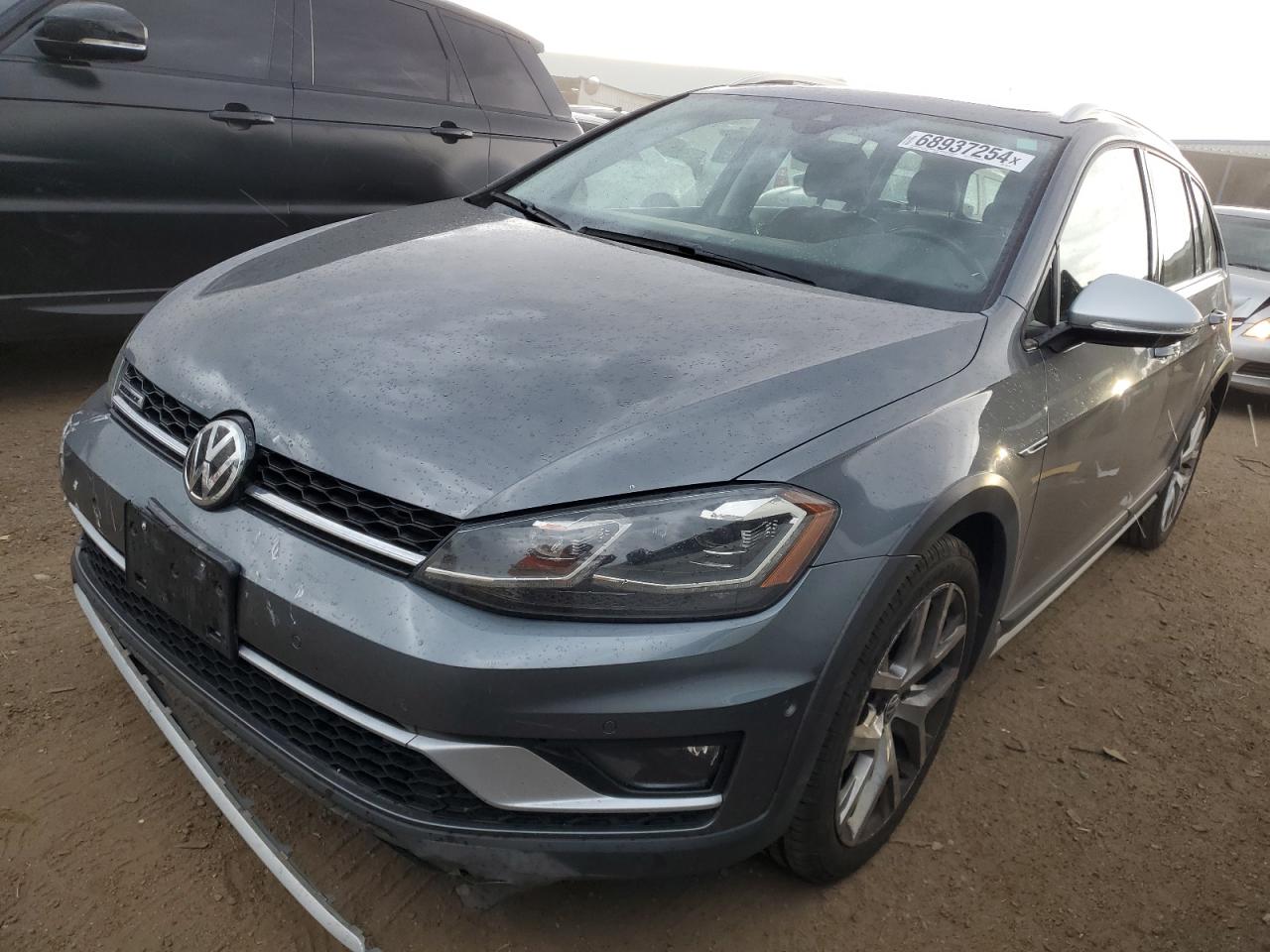 VOLKSWAGEN GOLF 2019