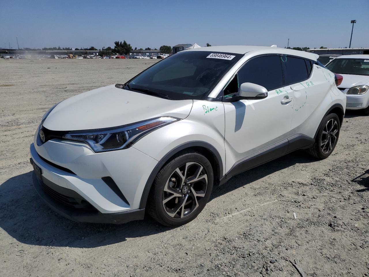 TOYOTA C-HR XLE 2019