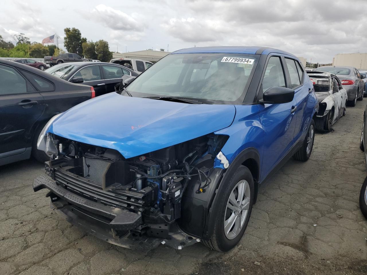 NISSAN KICKS S 2024