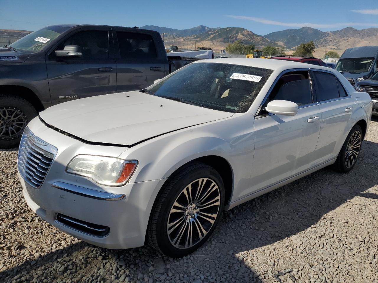 CHRYSLER 300 2011