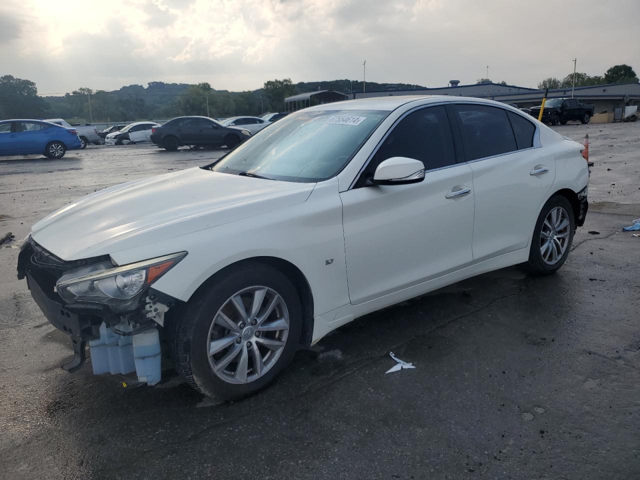 INFINITI Q50 BASE 2015