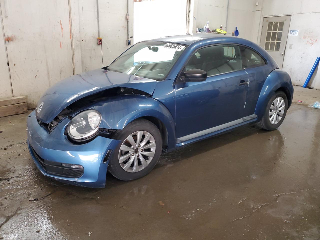 VOLKSWAGEN BEETLE 1.8 2016