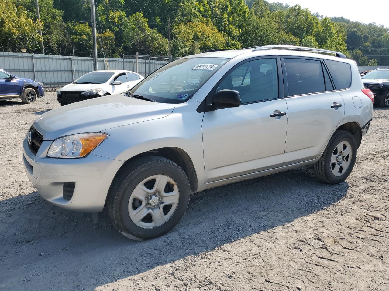 TOYOTA RAV4 2011