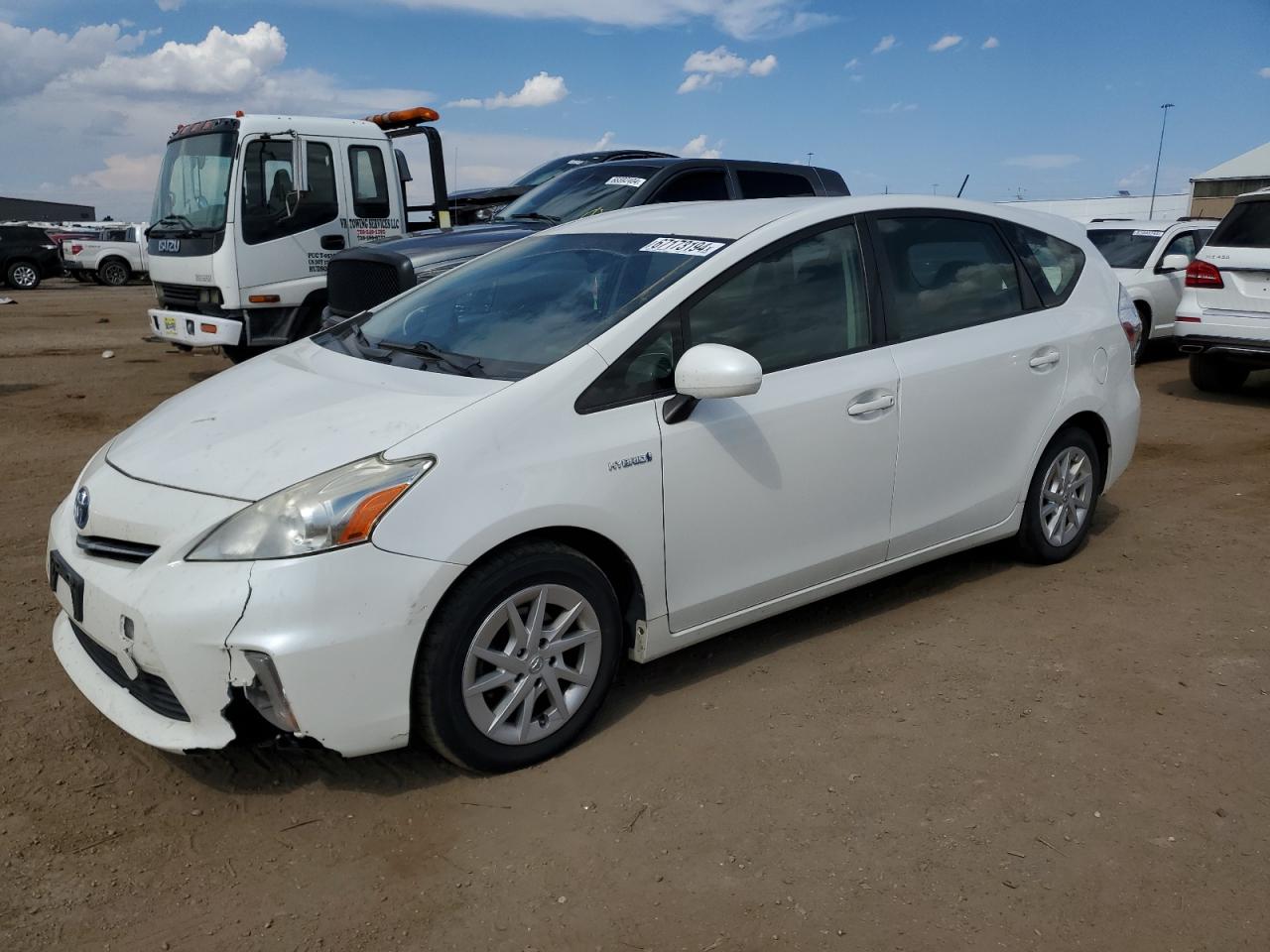 TOYOTA PRIUS V 2012