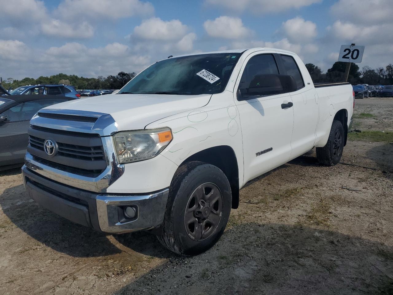 TOYOTA TUNDRA DOU 2014