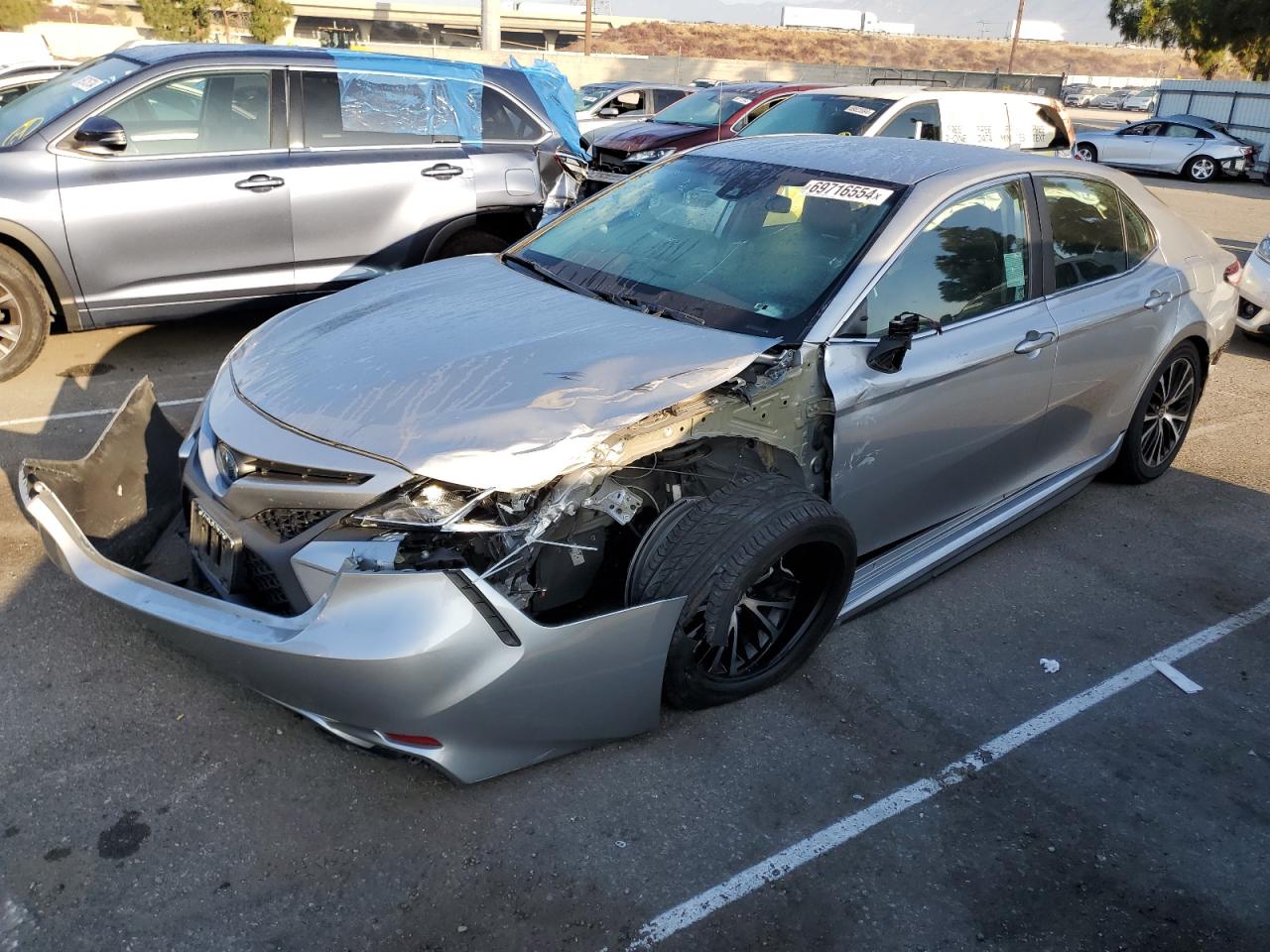 TOYOTA CAMRY SE 2020