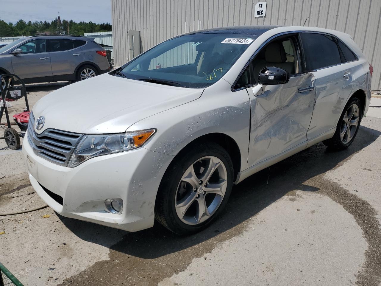 TOYOTA VENZA 2011