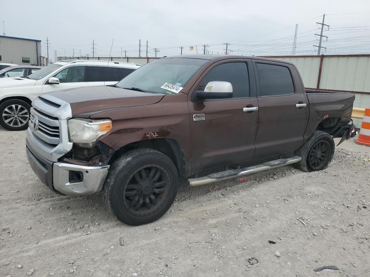 TOYOTA TUNDRA CRE 2017