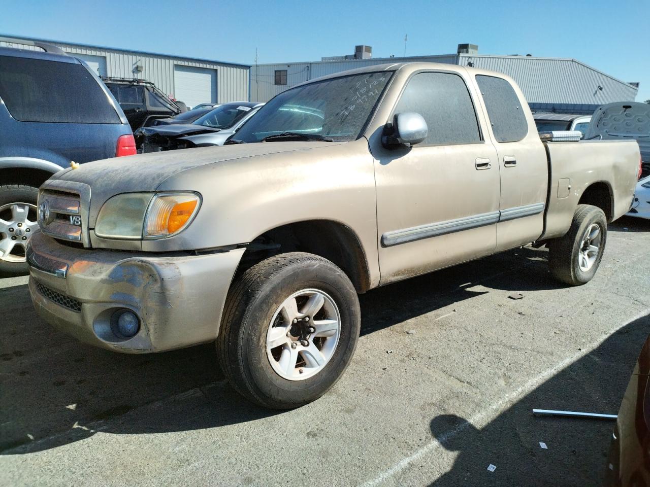 TOYOTA TUNDRA ACC 2005