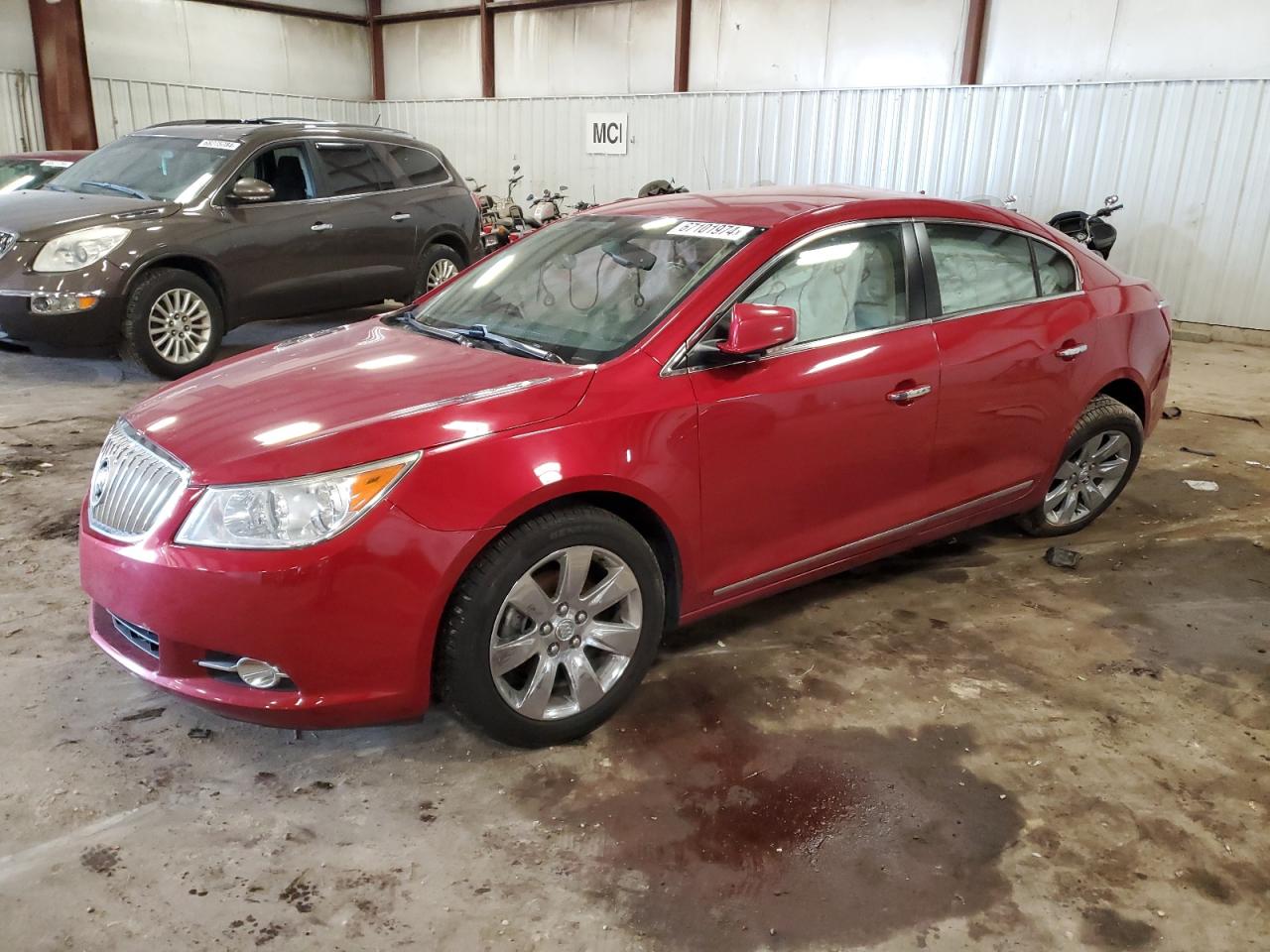 BUICK Lacrosse 2012