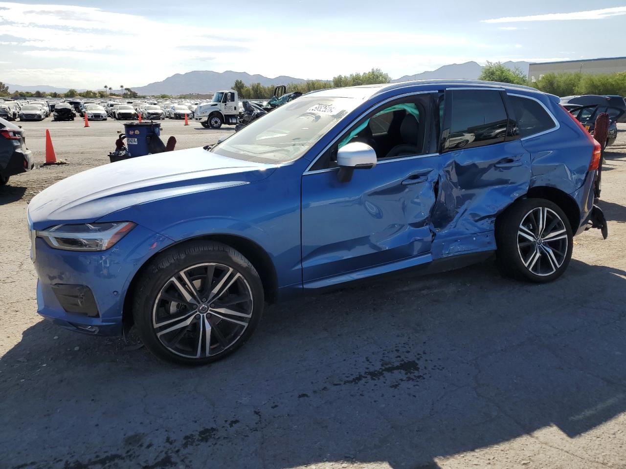 VOLVO XC60 T5 R- 2019