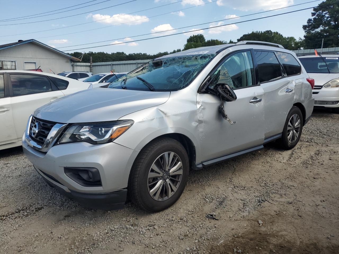 NISSAN PATHFINDER 2020