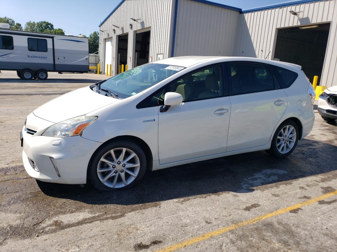 TOYOTA PRIUS V 2012