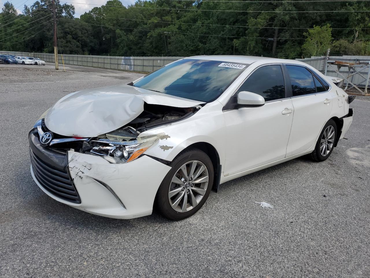 TOYOTA CAMRY LE 2015