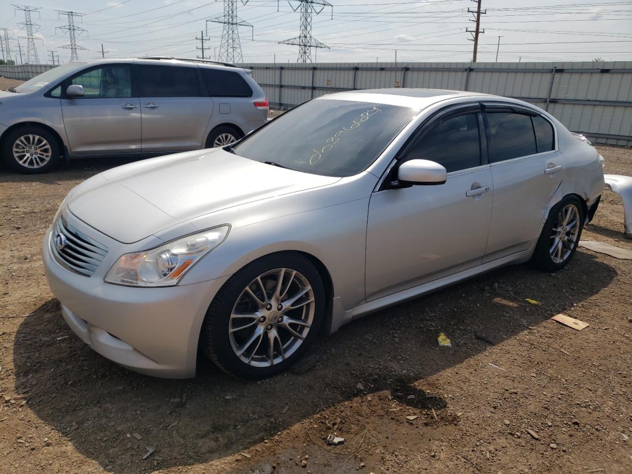 INFINITI G35 2008