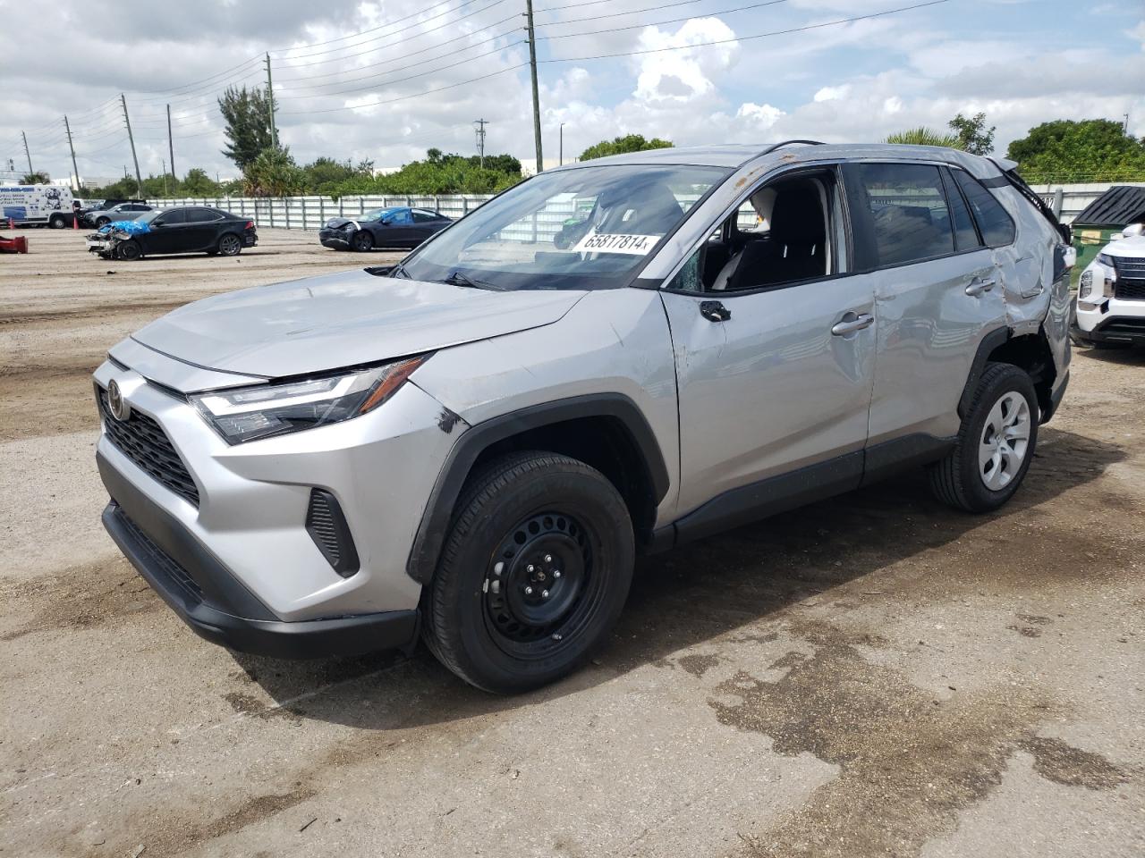 TOYOTA RAV4 LE 2024