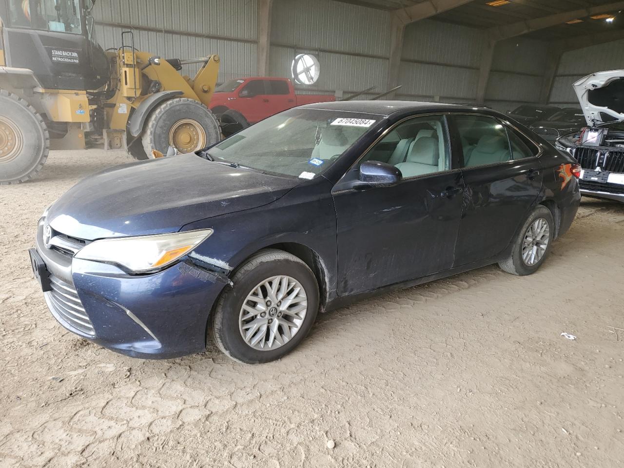 TOYOTA CAMRY LE 2017