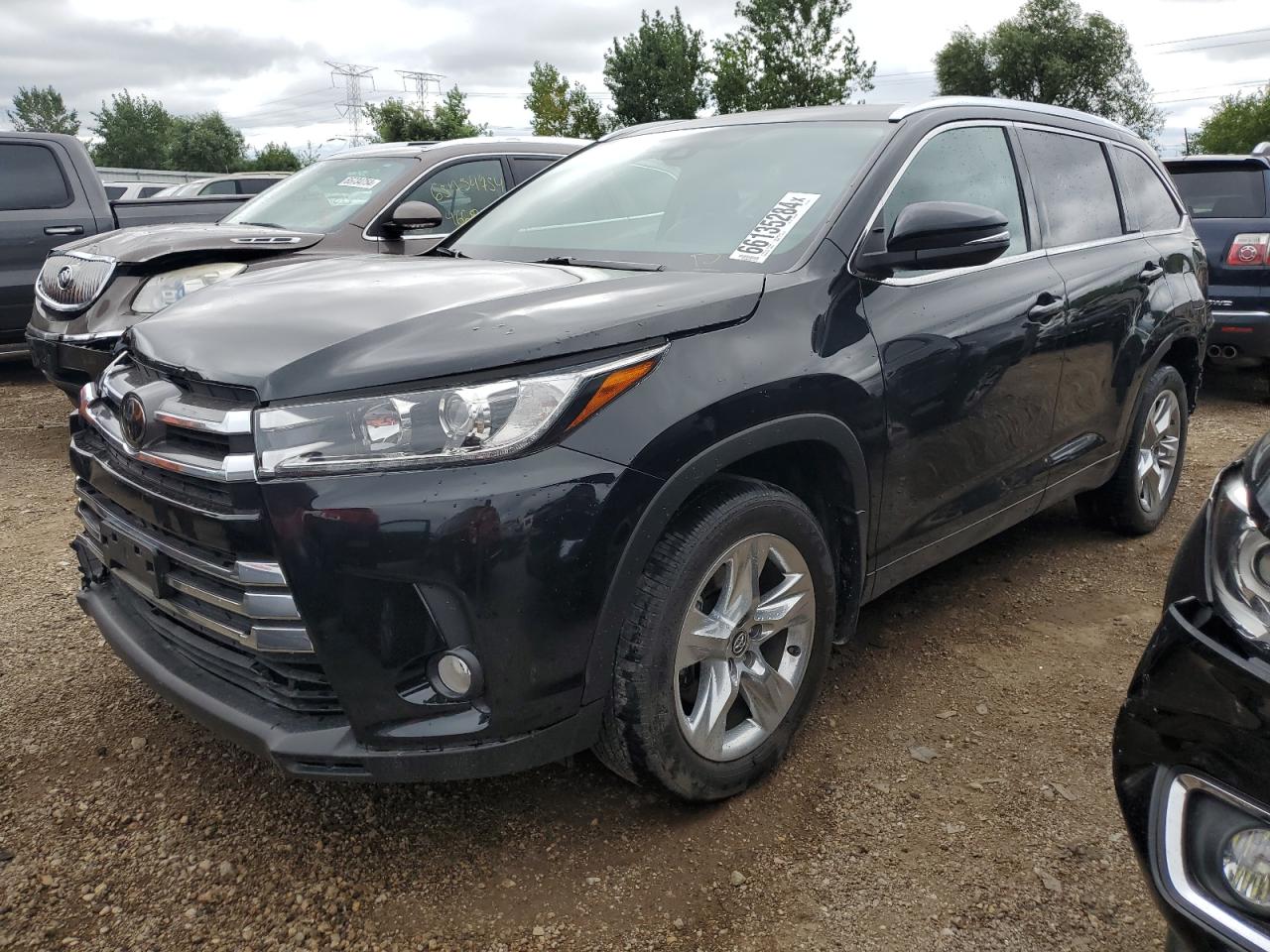 TOYOTA HIGHLANDER 2017
