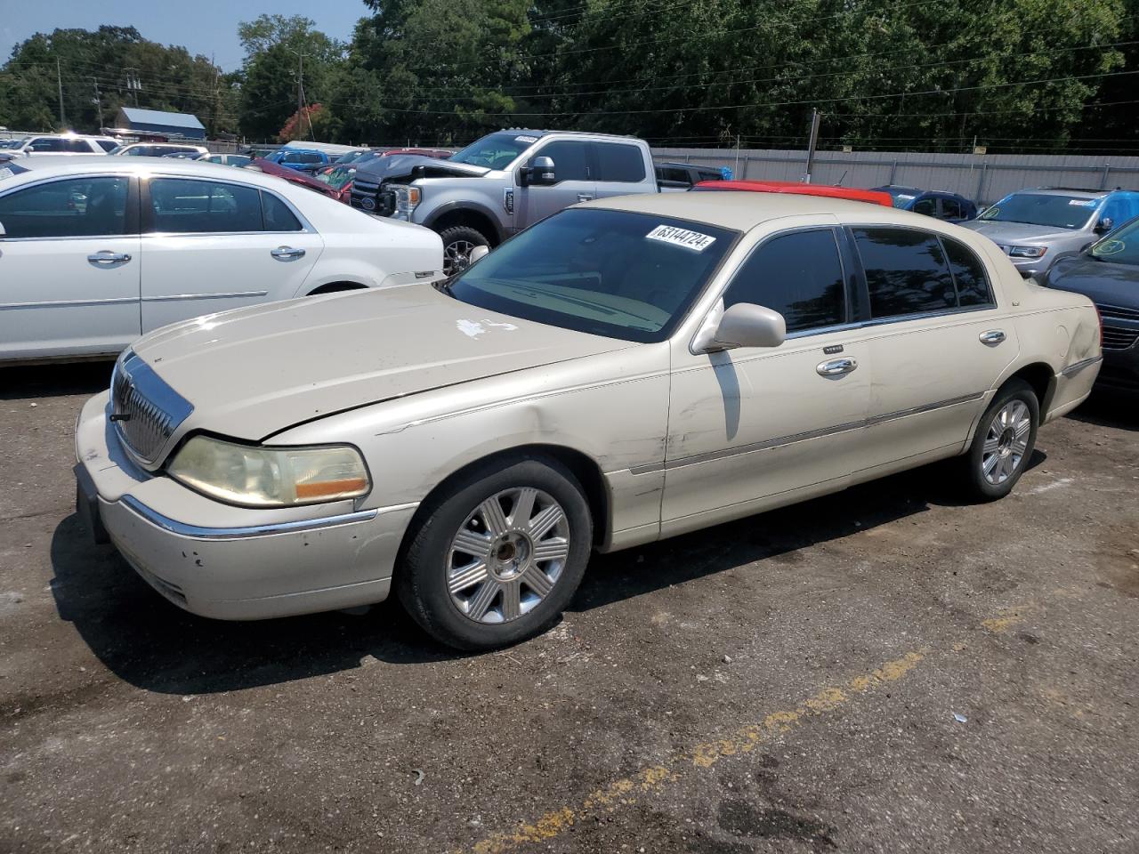LINCOLN TOWN CAR C 2003