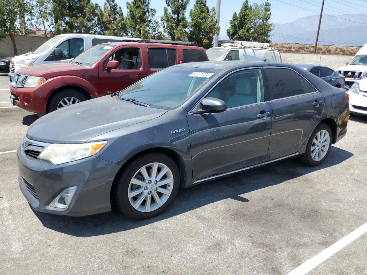 TOYOTA CAMRY HYBR 2012