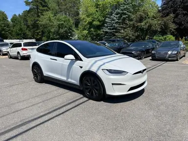 Tesla Model X 2022