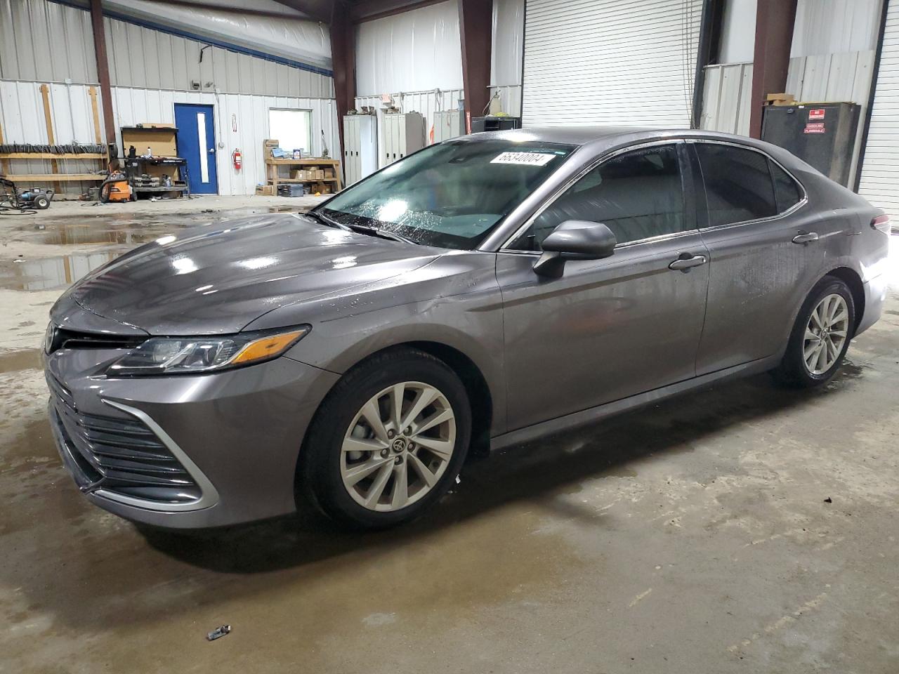 TOYOTA CAMRY LE 2021