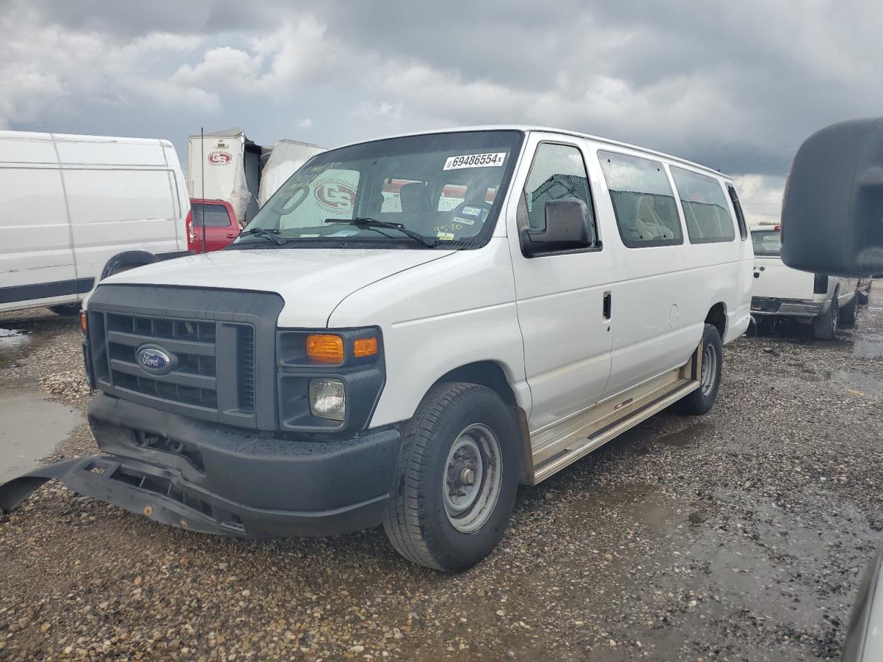 FORD ECONOLINE 2011