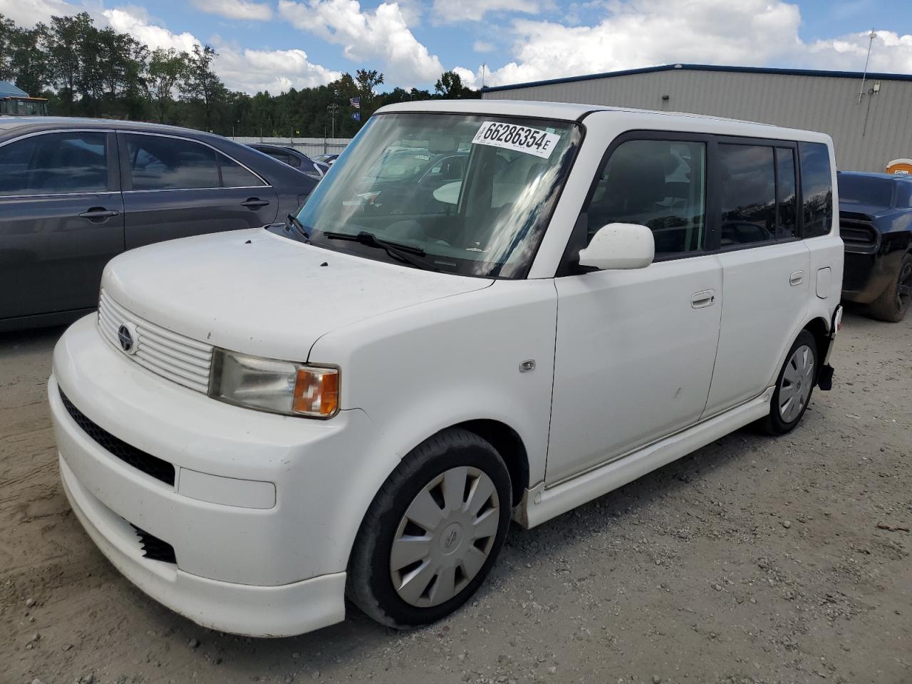 TOYOTA Scion Xb 2006